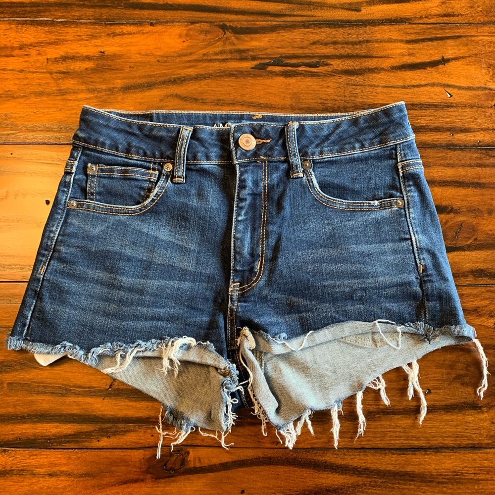 American Eagle Hi-Rise Shortie